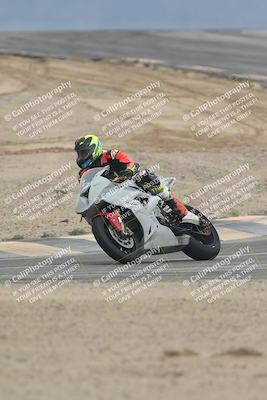 media/Sep-21-2025-Race Pace (Sun) [[98bf33ef95]]/Non Verified/1-Turns 9 and 10 (8am)/